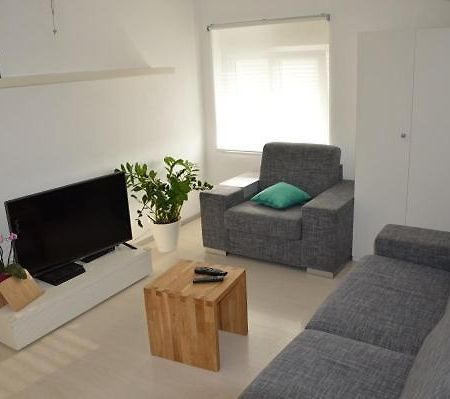 Appartement Tiro à Pula Extérieur photo